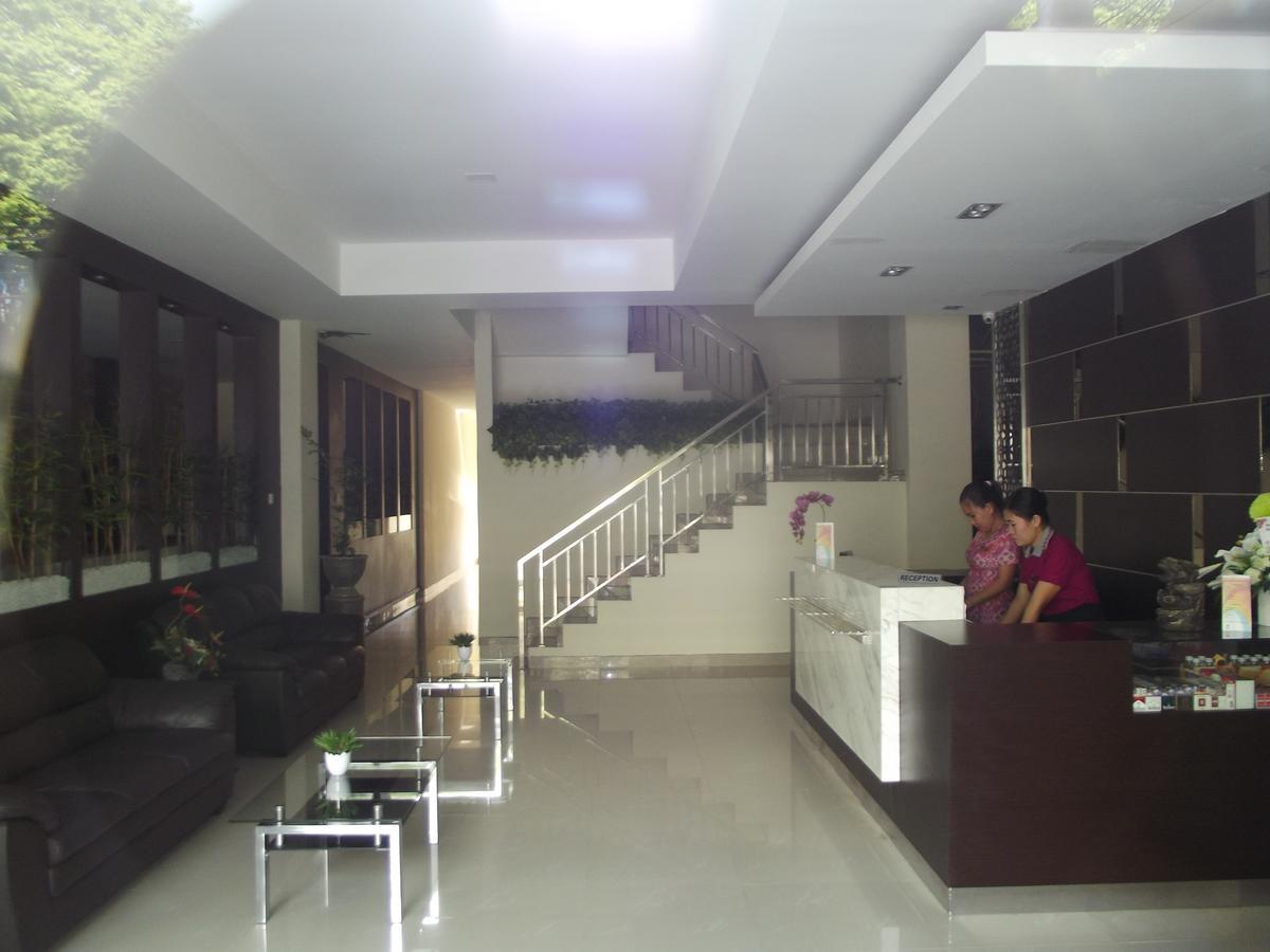 Manado Inn Hotel المظهر الخارجي الصورة